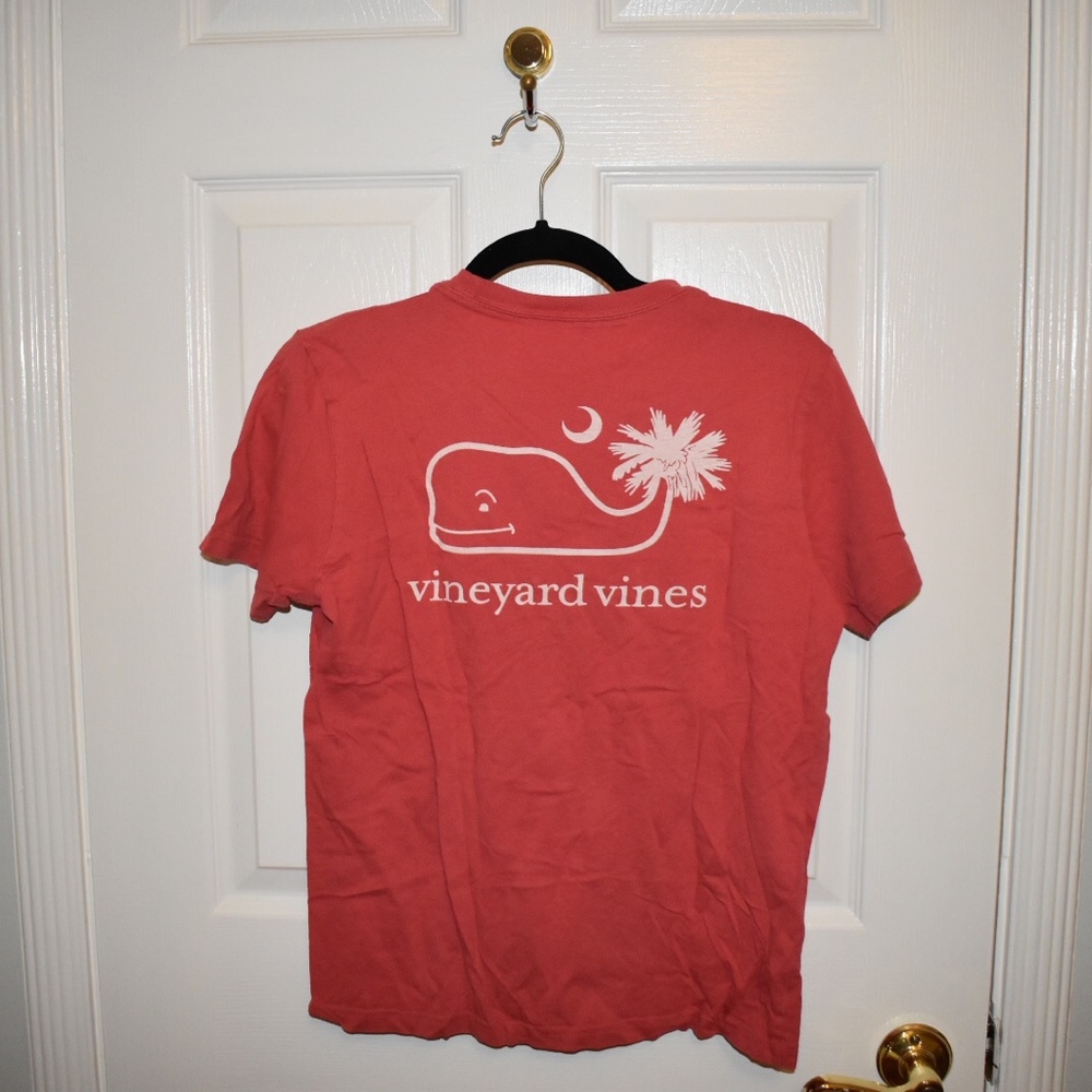 Vineyard Vines Whale South Carolina Tee - Picture 2 of 2